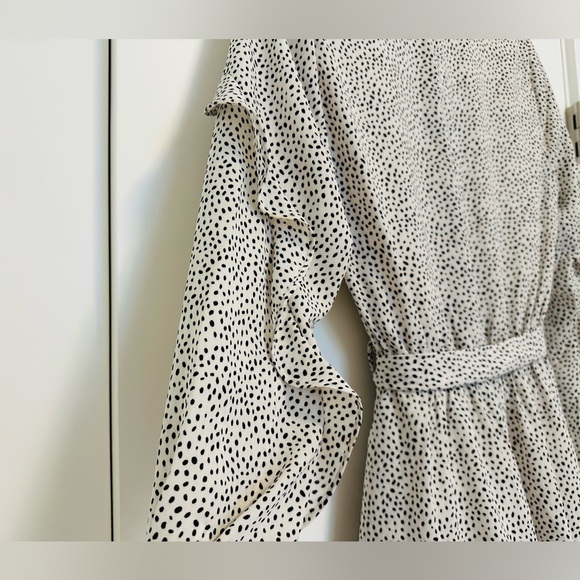 Dynamite, Med, romper - Picture 4 of 7